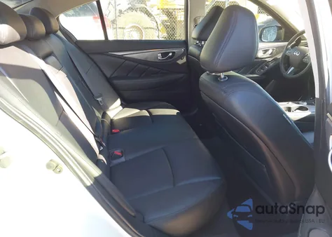 2017 Infiniti Q50 2.0T Base z USA, uszkodzony, nr VIN JN1CV7AP0HM641451